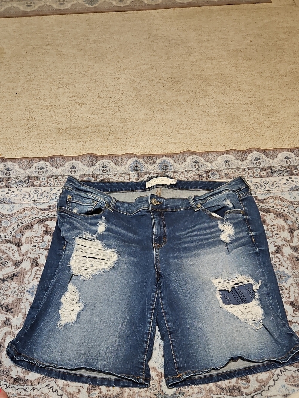 torrid medium blue distressed denim boyfriend shorts